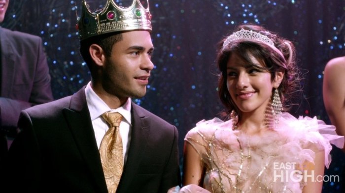 eastloshigh_wide-f46f536d9523cbc7365d43634d588f61fc7510a4-s40-c85